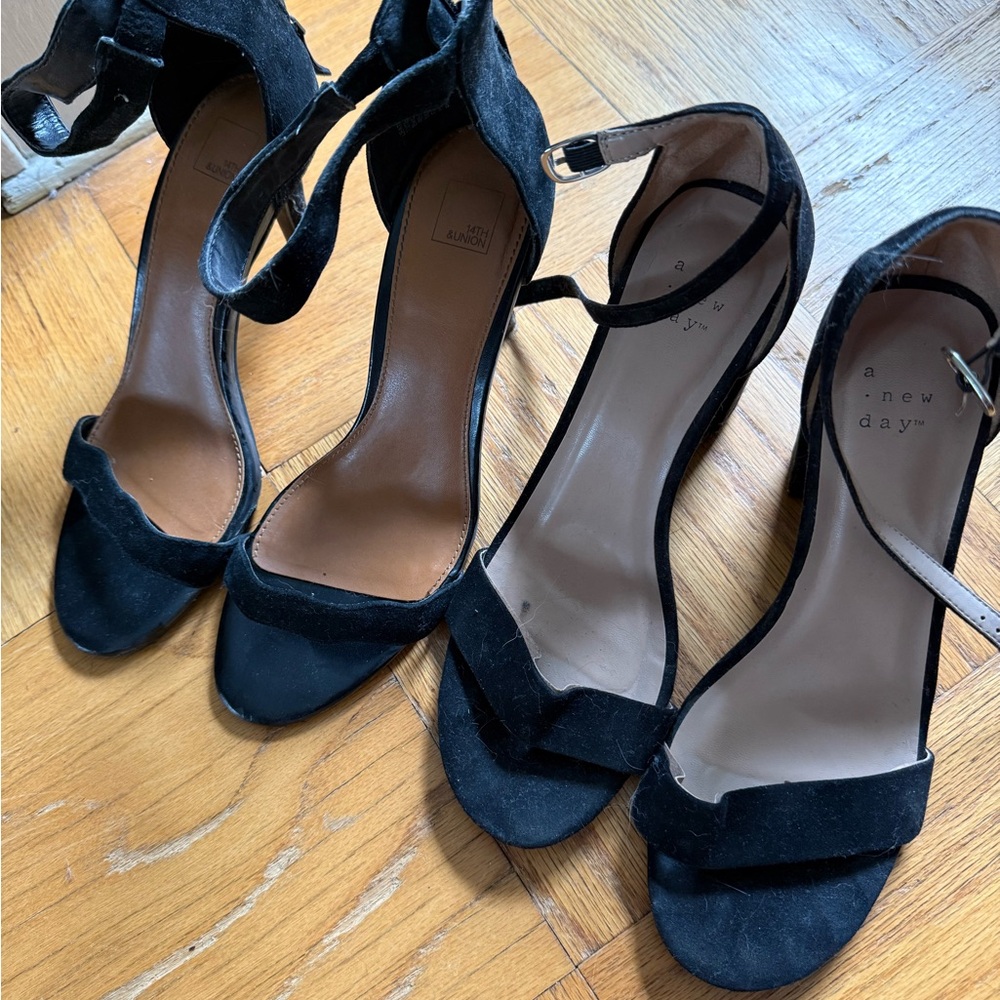 2 pairs if black heels